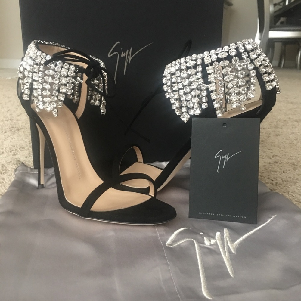 Giuseppe zanotti sandals in box with dust bag
